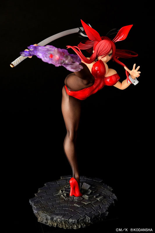 FAIRY TAIL Erza Scarlet High Kick ver. Conejito carmesí 1/6