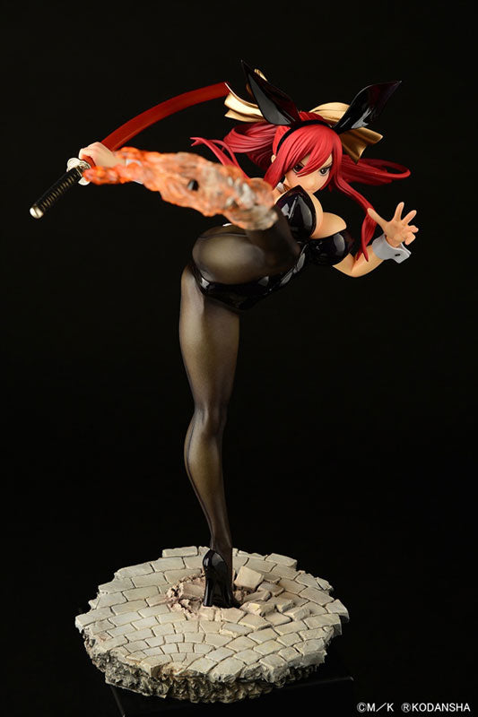 FAIRY TAIL Erza Scarlet High Kick ver. Conejito negro 1/6