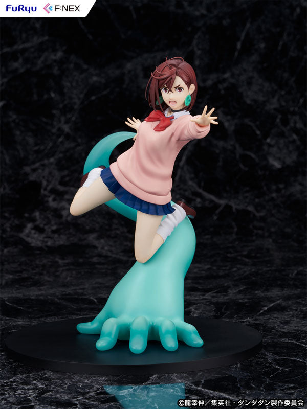 Figura Dandadan Momo escala 1/7
