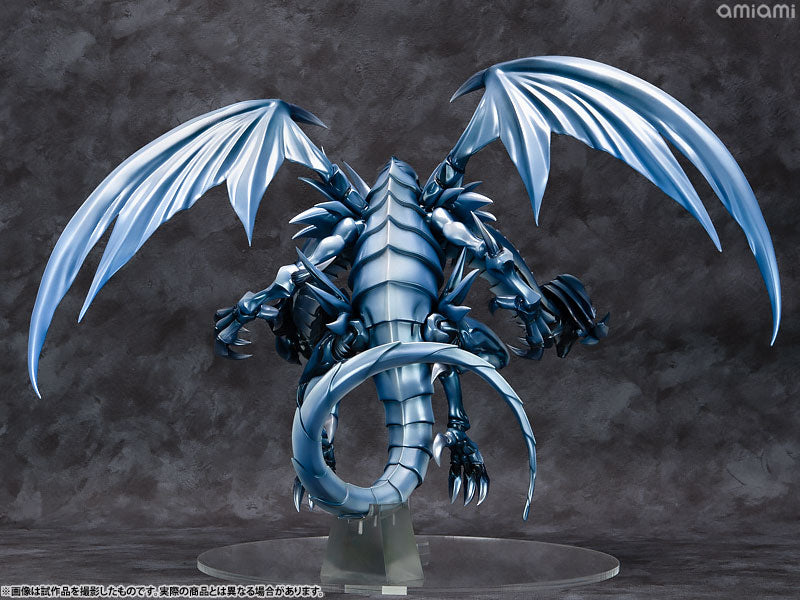 Yu-Gi-Oh! Duel Monsters Blue-Eyes Ultimate Dragon