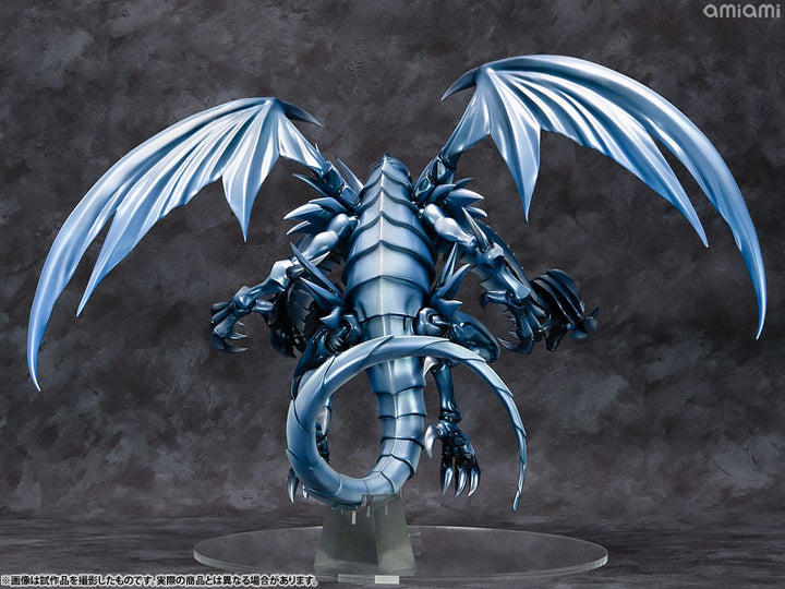 Yu-Gi-Oh! Duel Monsters Blue-Eyes Ultimate Dragon