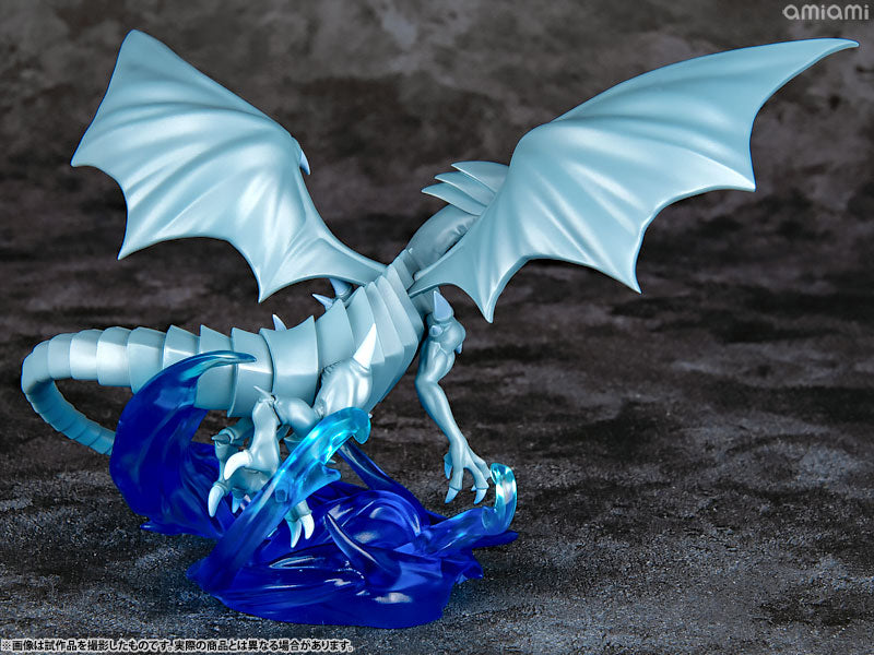 MONSTERS CHRONICLE Yu-Gi-Oh! Duel Monsters Blue-Eyes White Dragon
