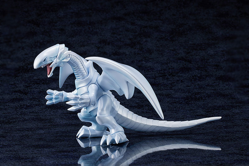 Yu-Gi-Oh! Duel Monsters Blue-Eyes White Dragon Soft Vinyl Figure