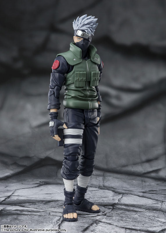 SHFiguarts Kakashi Hatake -Yuumei Todoroku Sharingan no Eiyuu- "NARUTO Shippuden" 