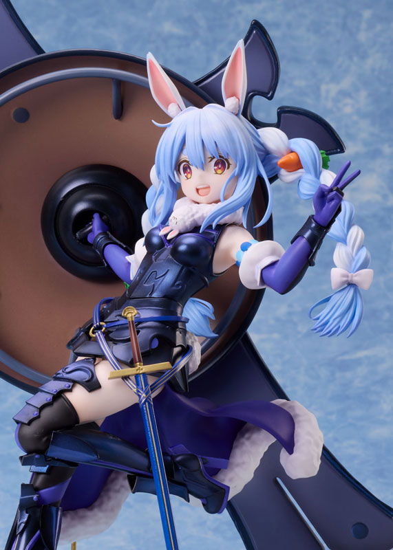 Usada Pekora x Mash Kyrielight 1/7 Collaboration Figure 