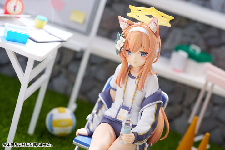 Archivo Azul Mari (Ropa Deportiva) Memorial Lobby Ver. 1/7 