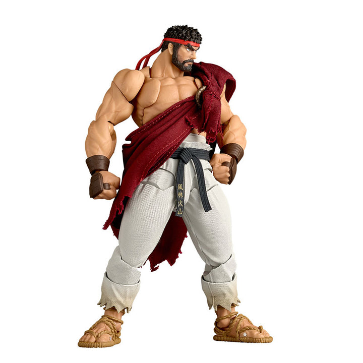 Revoltech Amazing Yamaguchi Street Fighter 6 Ryu 