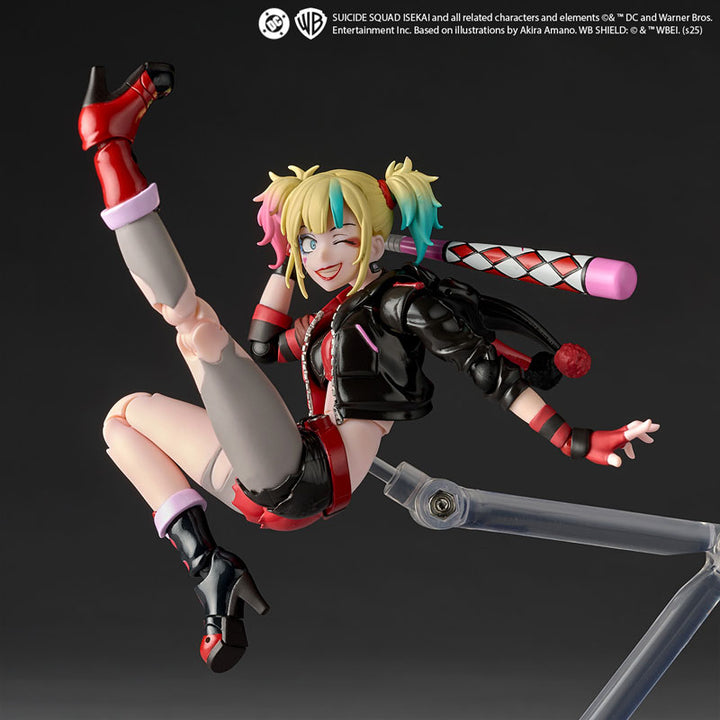 Revoltech Amazing Yamaguchi Harley Quinn Escuadrón Suicida ISEKAI Ver. 