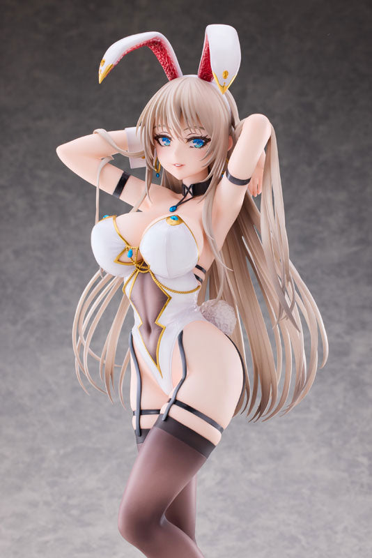 White Bunny Onee-san Illustrated by sakiyamama 1/4