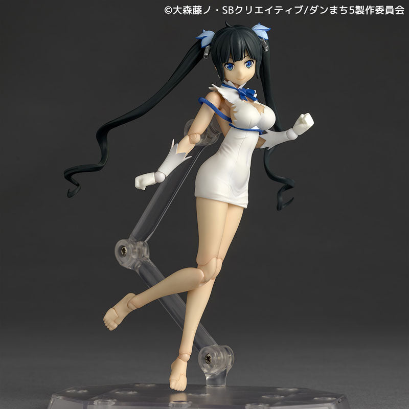 Revoltech Is It Wrong to Try to Pick Up Girls in a Dungeon? Hestia
