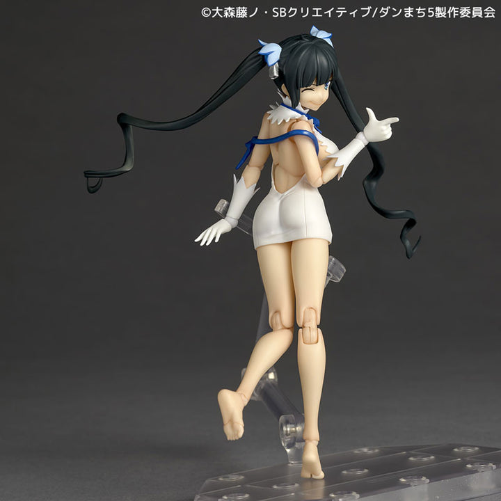 Revoltech Is It Wrong to Try to Pick Up Girls in a Dungeon? Hestia