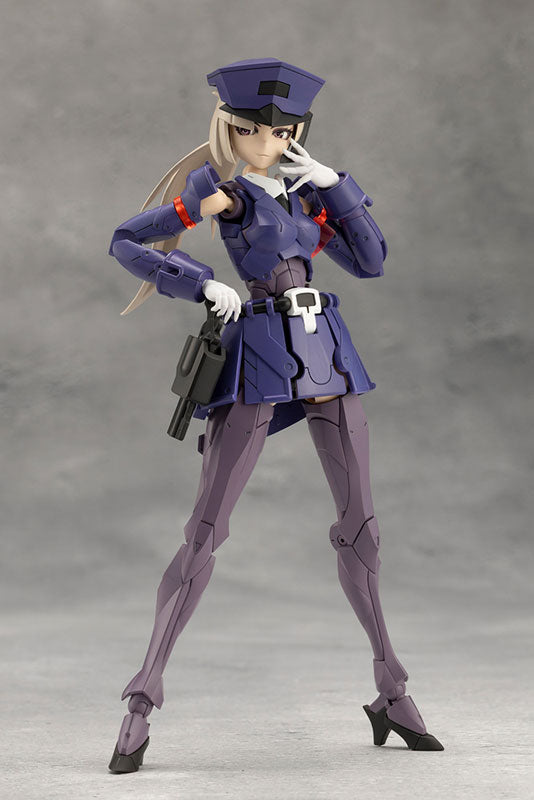 MEGALOMARIA UNLIMITED UNIVERSE VALIANT Plastic Model
