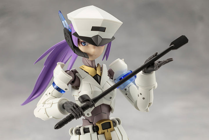 MEGALOMARIA UNLIMITED UNIVERSE VANGUARD LEADER Plastic Model
