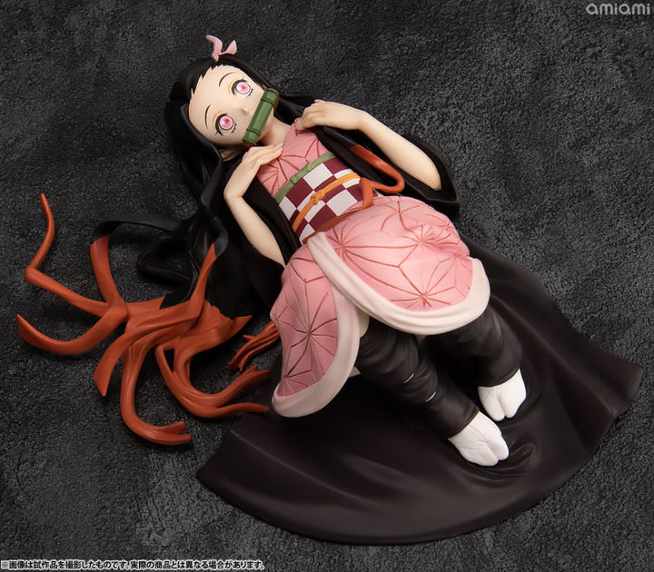 Serie GEM Demon Slayer: Kimetsu no Yaiba One More Palm Size Nezuko-chan 