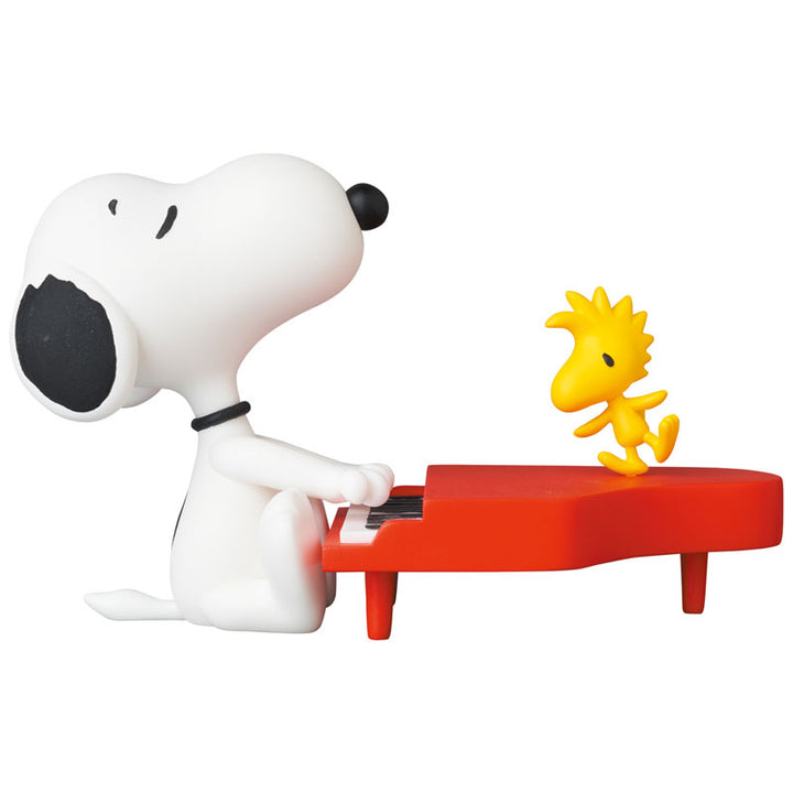 Ultra Detail Figure No.683 UDF PEANUTS SERIES 13 PIANIST SNOOPY