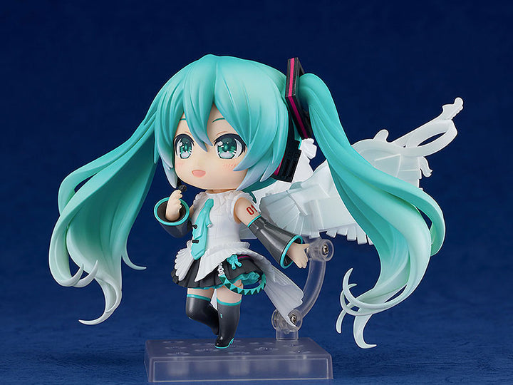 Nendoroid Character Vocal Series 01 Hatsune Miku Happy 16th Birthday Ver.