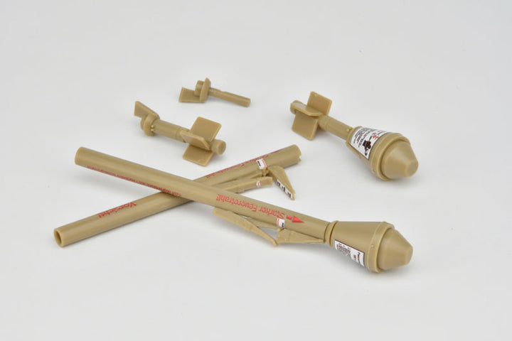 LittleArmory [LA099] Panzerfaust 60/100 Type 1/12 Plastic Model